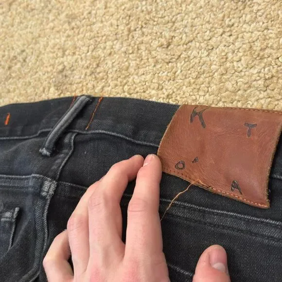 Unbranded Men's Black and Navy Jeans - Picture 7 of 7